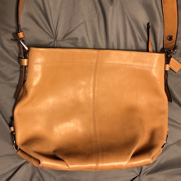 COACH leather cross body purse - Picture 2 of 4